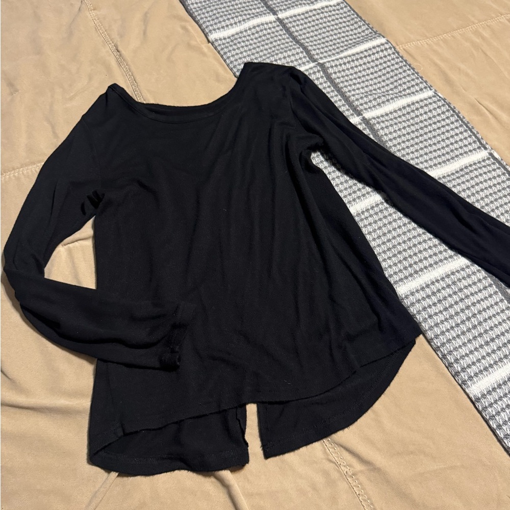 ZYIA Boyfriend Like Feel Elegant Black Women's Top